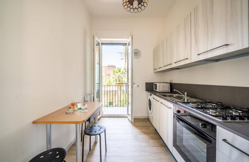 Corso dei Mille - Sant'Erasmo Apartment | Un Balcone Sull Orto Botanico by Wonderful Italy