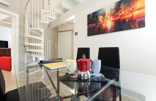 Pavia Apartment | [University-City Center] In the heart of the city