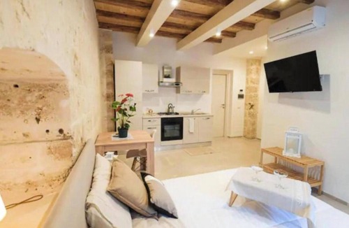 Bari City Centre Apartment | Urban Flat Garibaldi 36