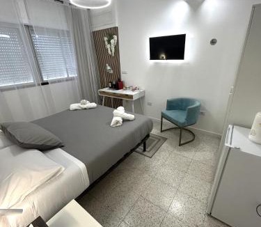 Zona XXIV Fonte Ostiense Apartment | Urban Rifugio - Camera privata con bagno vicino EUR