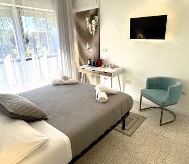 Zona XXIV Fonte Ostiense Apartment | Urban Rifugio - Camera privata con bagno vicino EUR