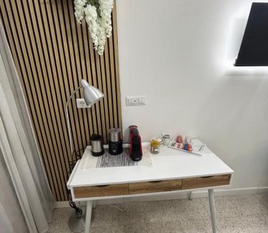 Zona XXIV Fonte Ostiense Apartment | Urban Rifugio - Camera privata con bagno vicino EUR