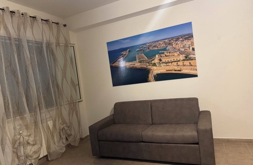 Civitavecchia Apartment | Vacation home Civitavecchia Port 80 meters from the port of Civitavecchia