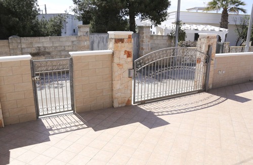 Posto Rosso House | Vacation home Francesca with sea view