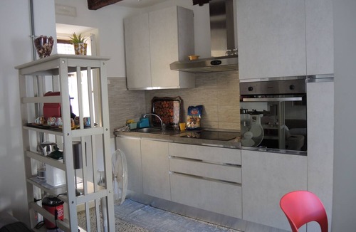 Potenza Picena House | Vacation home Il Buchetto in Potenza Picena. Relaxation in Centre (Wi-Fi + AC)