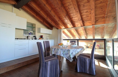 Silea House | Vacation Home in Cendon with 3 bedrooms sleeps 6