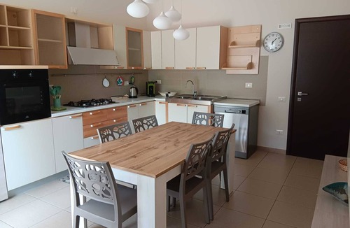 Matera Apartment | Vacation House Communications