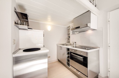Rione VIII Sant'Eustachio Apartment | Vaccarella alley apartment - Pantheon