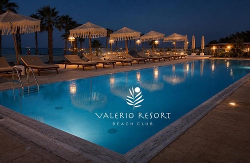 Margherita di Savoia Hotel | Valerio Resort beach club