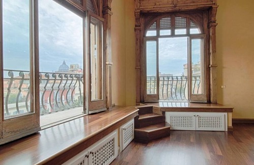 Vatican Apartment | Vatican Luxury View Apartment
