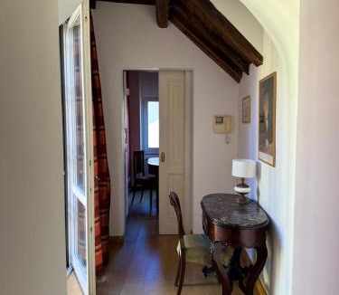 Rione XIV Borgo Apartment | Vatican Retreat- 2bedrooms and 2 bathrooms