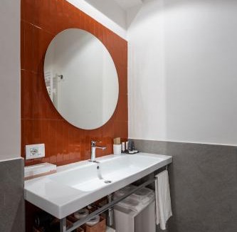 Avezzano Bed & Breakfast | Velino Business Suite