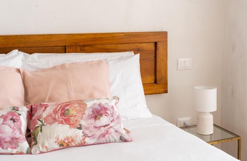 Santa Croce Apartment | Venetian Palace R&R
