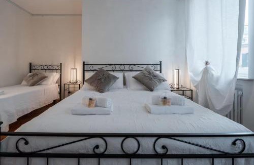 Dorsoduro Apartment | Venice Centre Near P Le Roma and Train Station