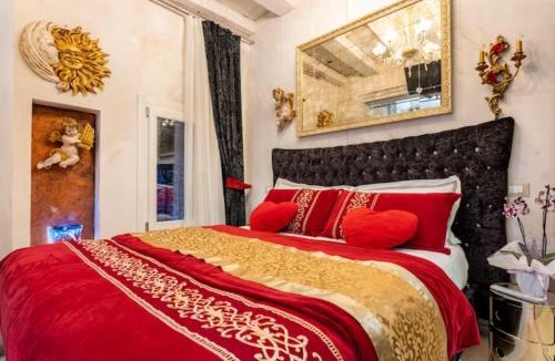 Cannaregio Apartment | Venice Luxury Watersdoor