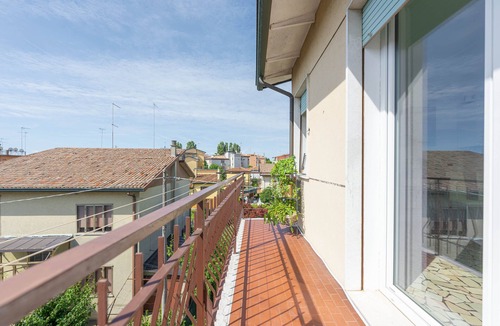 Favaro Veneto Apartment | Venice Roof Garden