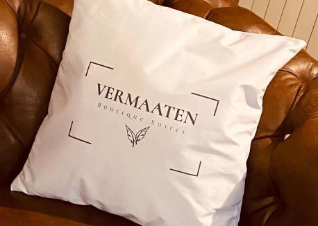 Todi Apartment | Vermaaten Boutique Suites Emerald