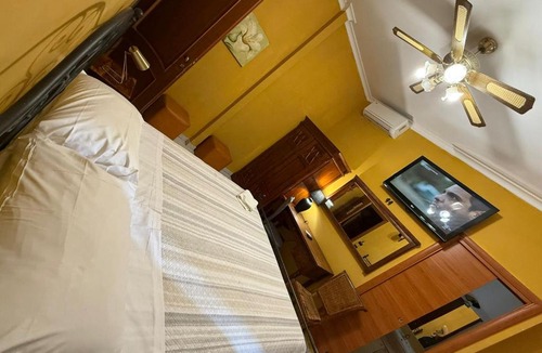 Rione XVIII Castro Pretorio House | Viennese Due