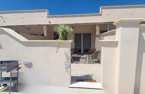 Taranto Villa | Villa Agave No.1 with Sea View, Wi-Fi and Air Conditioning "Residence Pietrantonio"