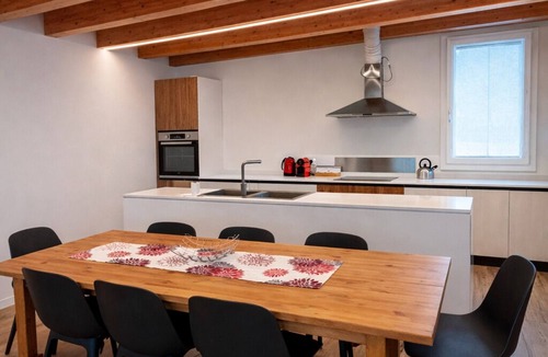 Silea Villa | Villa Alberti – Elegant, Spacious & Bright Villa