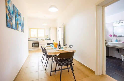 San Vito dei Normanni Villa | Villa Ambra by Villa Plus