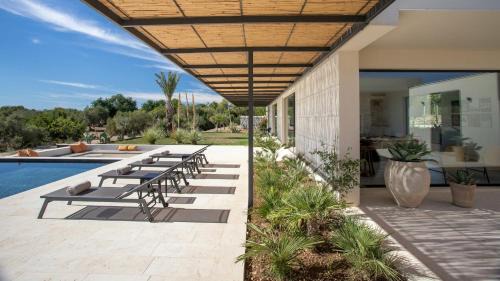 Avola Villa | VILLA AMORE 8, Emma Villas