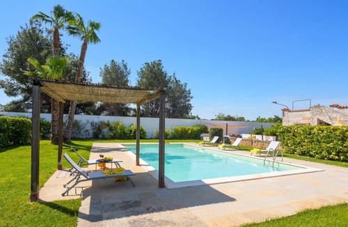 San Vito dei Normanni Villa | Villa Anna by Villa Plus