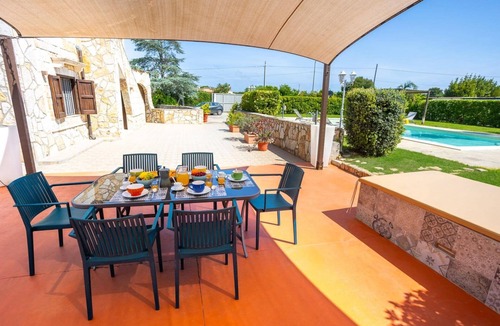 San Vito dei Normanni Villa | Villa Anna by Villa Plus