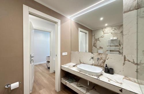 Marsala House | Villa Angela
