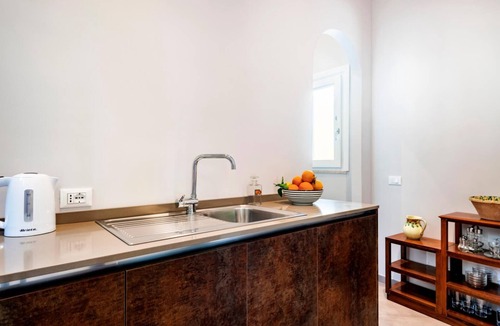 Trapani Apartment | Villa Angelina, La casa del curatolo: two bedrooms & two bathrooms apartment with patio