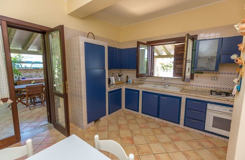 Arenella Villa | Villa Arenella con Piscina by Wonderful Italy