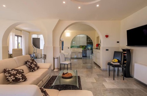 Posto Rosso Villa | Villa Arké – Luxury Villa with Private Pool