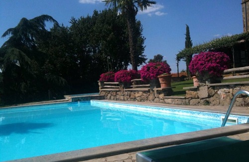 Soriano nel Cimino Apartment | Villa Arzilla - SUNFLOWER ROOM