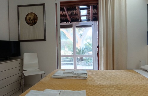 Ispica Bed & Breakfast | Villa Aurea