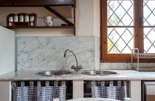 Montefollonico House | Villa Banditello, Secluded, Panoramic Views of Montepulciano Valley