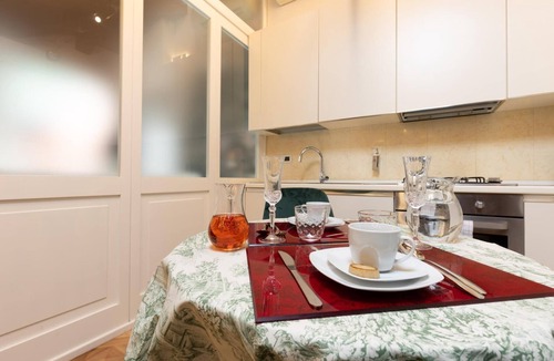 Saragozza-Porto Hostel | Villa Bottrigari BolognaRooms Attic with Terrace