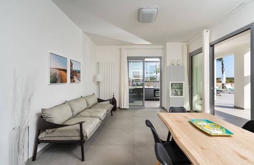 Reitani Villa | Villa Calvo - Modern villa with pool near sea
