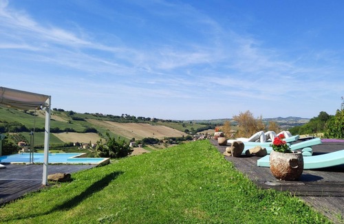 Vallefoglia Villa | Villa Canarecchia by MMega