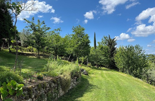 Volterra House | Villa Capannina. Private pool, beautiful grounds and stunning countryside views