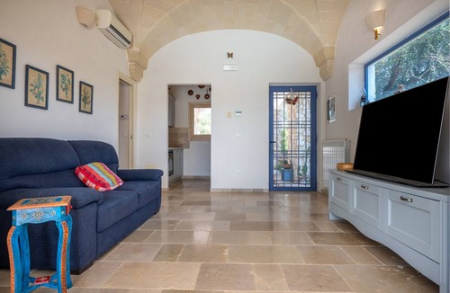 Fumarola Villa | Villa 'Casa Delle Fate' with Private Pool, Wi-Fi and Air Conditioning