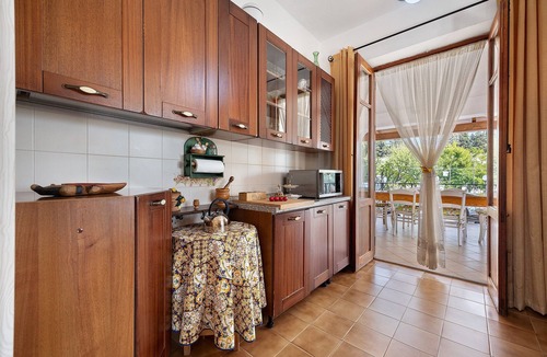 Partinico Villa | Villa 'Casa di Zoe' with Private Terrace, Wi-Fi, and Air Conditioning
