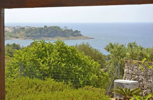 Marina San Gregorio Villa | Villa 'Casa Vite 2' with Sea View, Wi-Fi and Air Conditioning