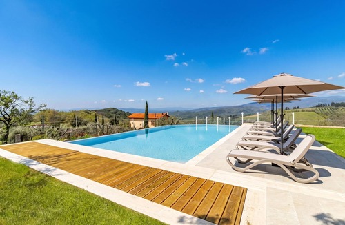 Ponte Buriano Villa | Villa Chimera White 16 with Pool & Gym, Arezzo, Italy