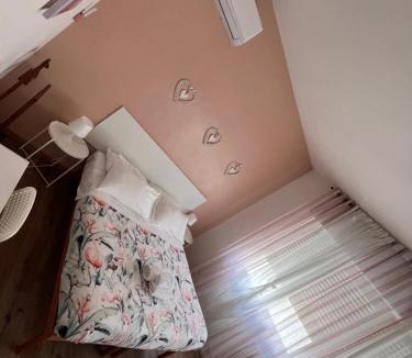Municipio 2 Bed & Breakfast | Villa COME A CASA TUA
