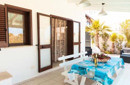 Alcamo Marina Villa | Villa con Piscina 150mt dal Mare 8 Posti OA