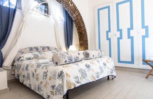 Terracina Villa | Villa Daniela Vista Mare - 70metri dalla Spiaggia - WiFi - Free Parking