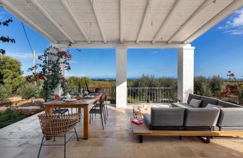 Fasano Villa | Villa de Bellis by BarbarHouse