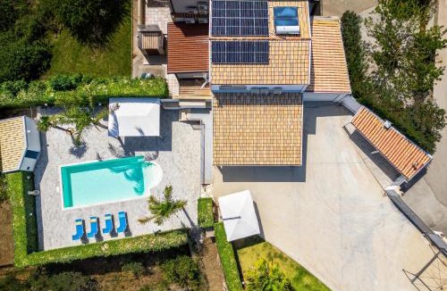 Alcamo Villa | Villa Dell'Ulivo con piscina privata By Sicily Home Solutions