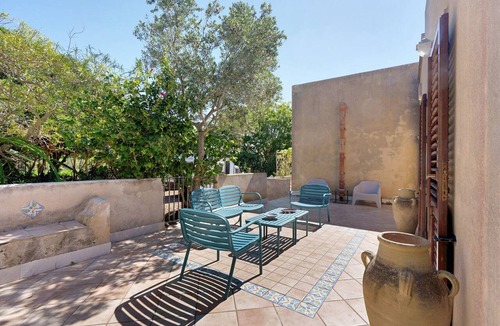 Favignana Villa | Villa 'Diego' with Sea View, Wi-Fi and Air Conditioning