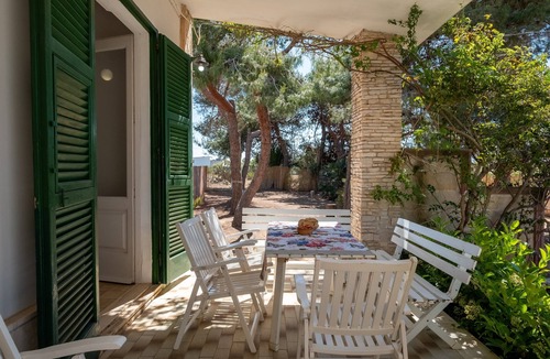 San Pietro in Bevagna Villa | Villa "Edy" near the Beach with Terrace & Garden
